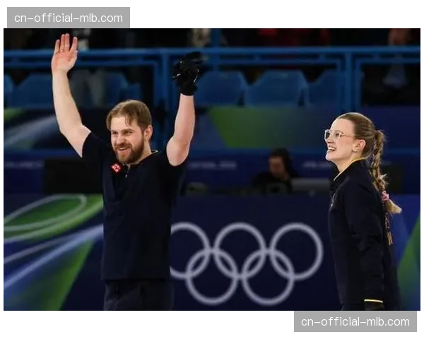 瑞典男子冰球队5-2击败意大利，东道主虽败犹荣展现拼搏精神